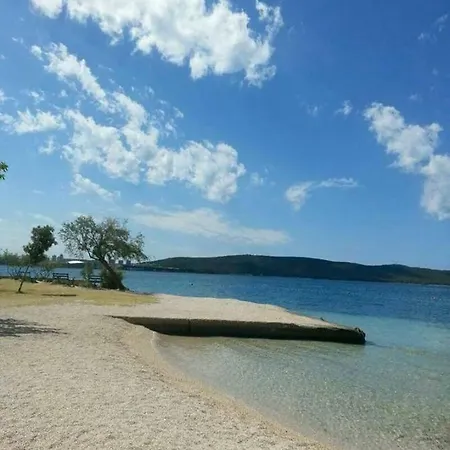 Apartman Manda *