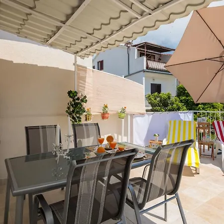 Apartman Manda * Kaštela